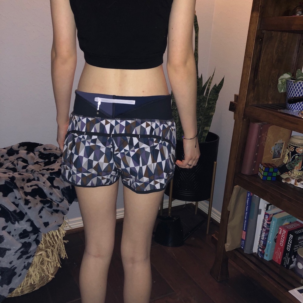 Lululemon Speed Up Short - Picture 3 of 3
